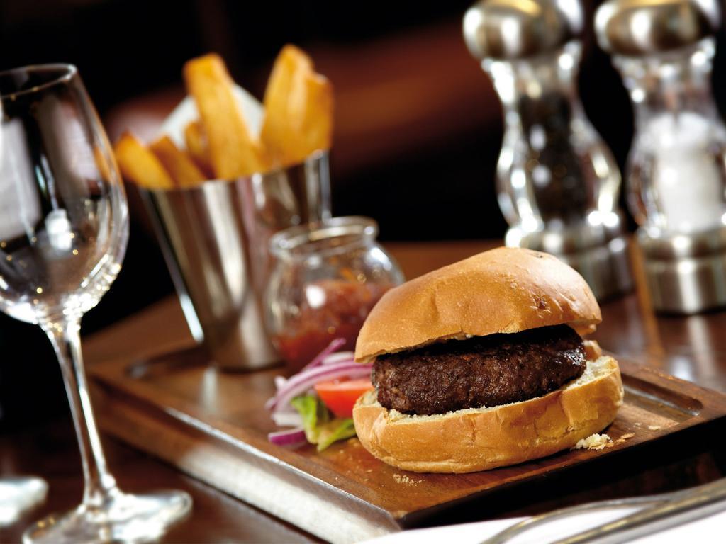 Macdonald Tickled Trout Hotel 4*